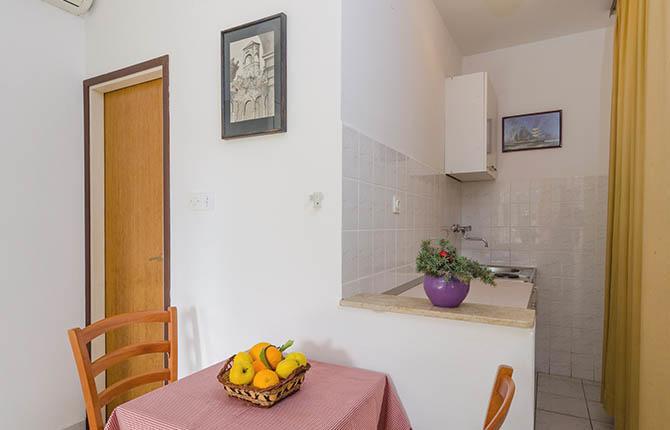 Apartmani Jadranka Viganj Exterior photo