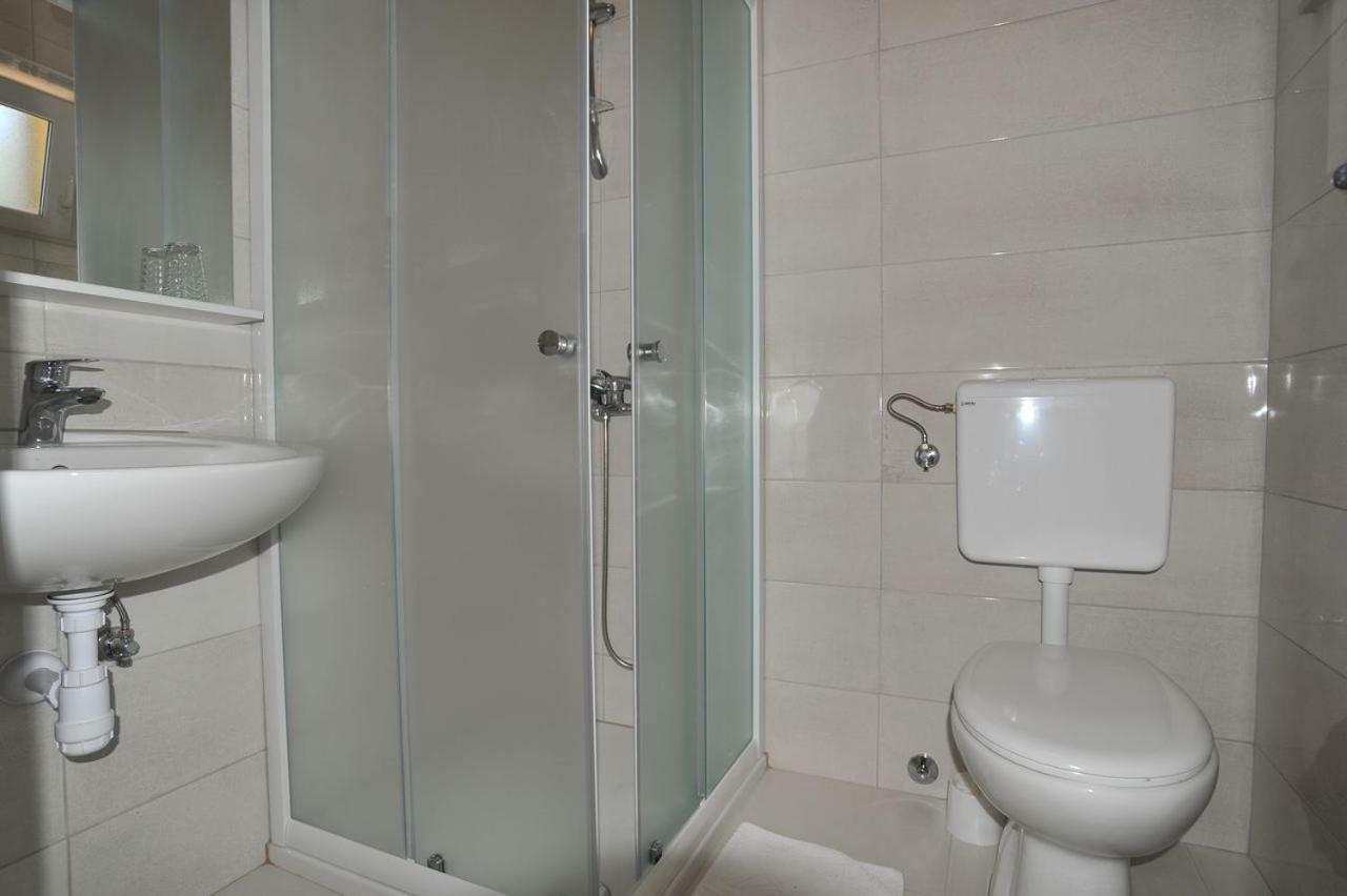 Apartmani Jadranka Viganj Exterior photo